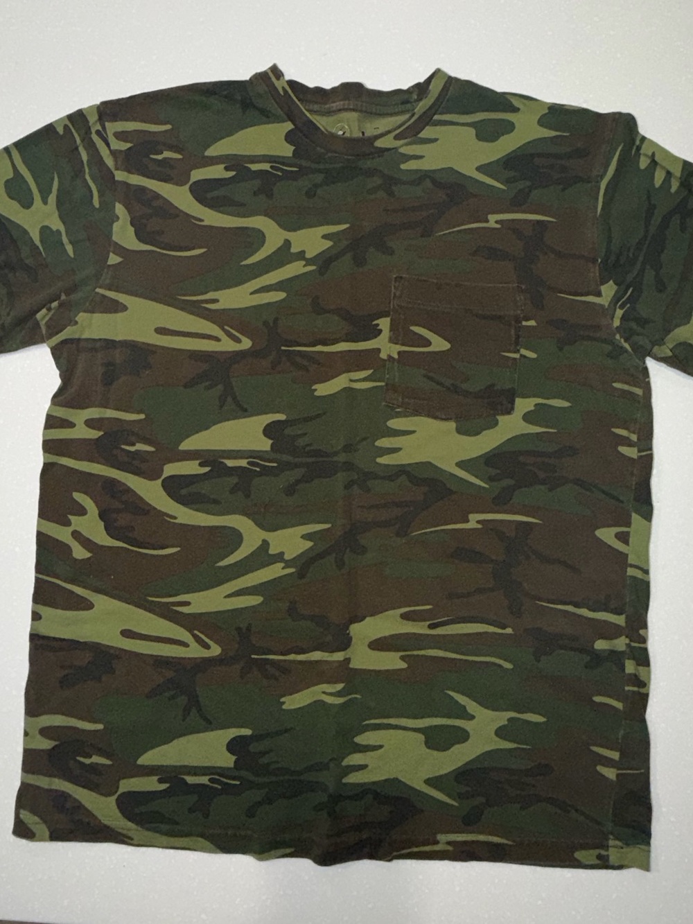 RedHead Men's Green Camo Pocket Crew Neck Tee
